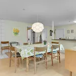 Awesome In With Kitchen Holiday home *