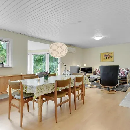 Awesome In With Kitchen *