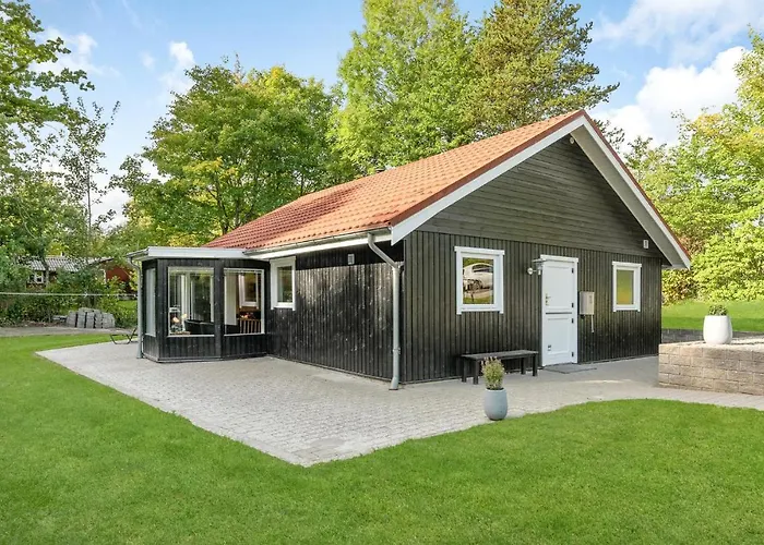 Awesome In With Kitchen Holiday home