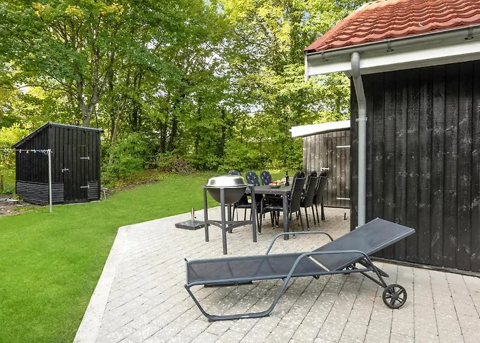 Awesome In With Kitchen Holiday home